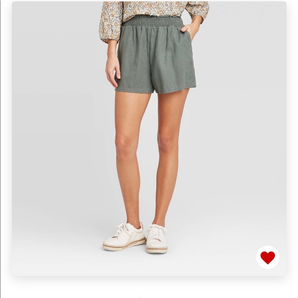 Olive Pull On Shorts NWT